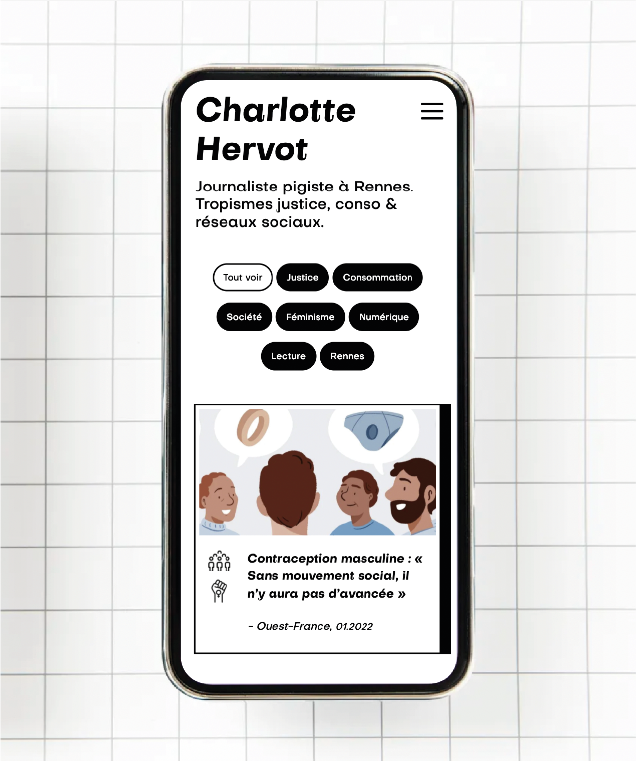 Mock-up du site internet de Charlotte Hervot réalisé par ÈS.B Studio en format d'écran smartphone.