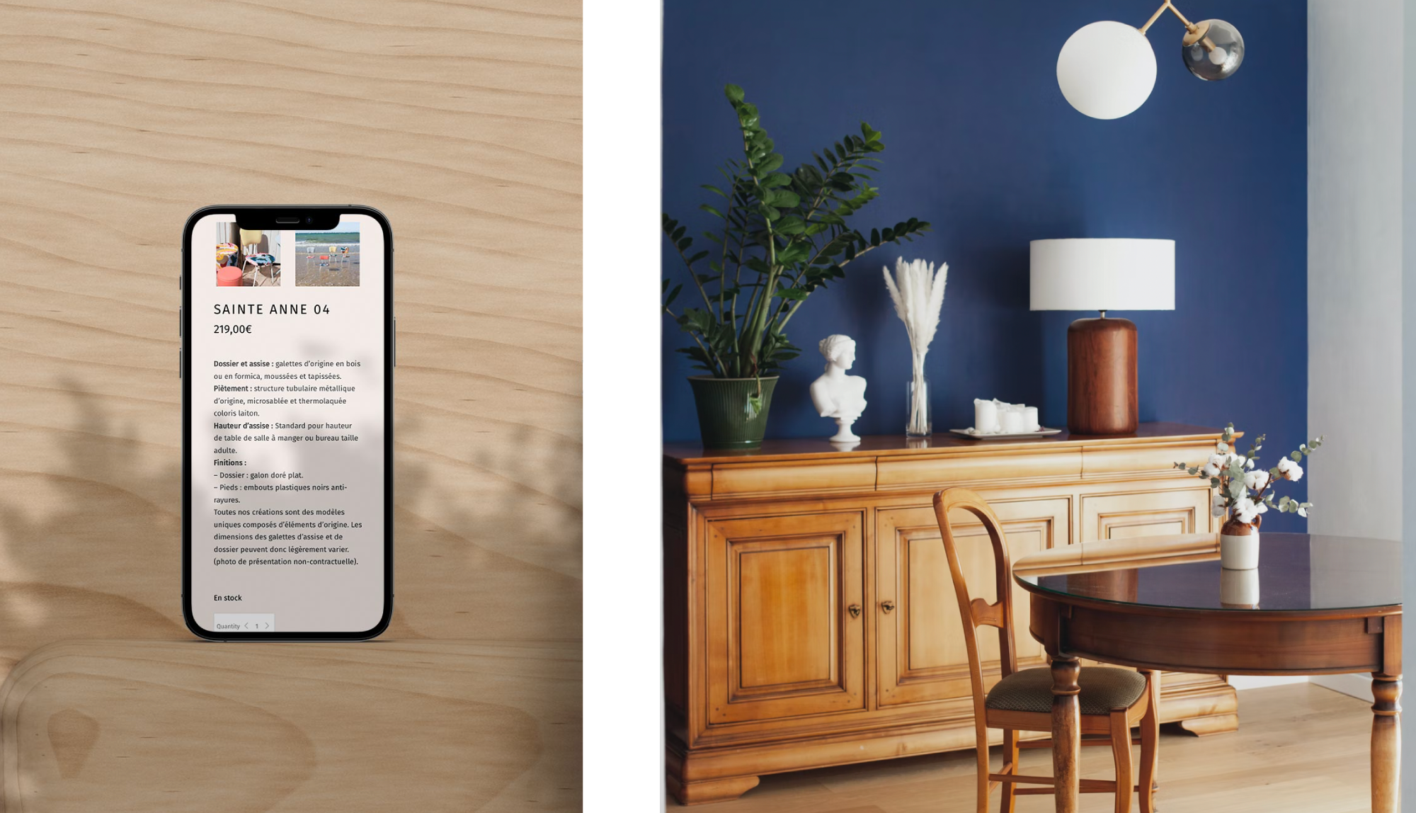 Mock-up du site web adapté sur smartphone posé sur une table en bois à coté d'une photographie couleur de salon.